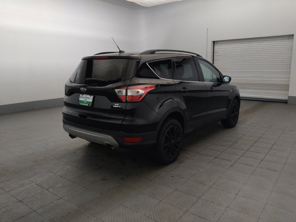 Used 2018 Ford Escape SE AWD/4WD image 9