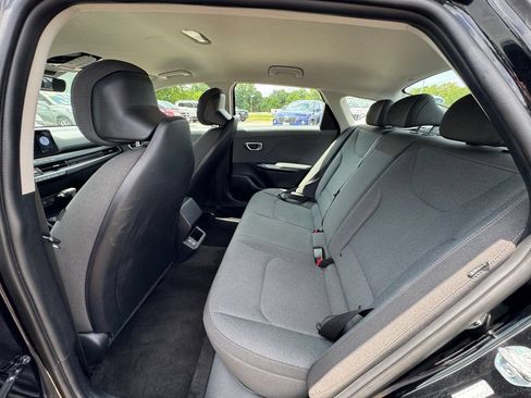 Used 2025 Kia K4 FWD image 34