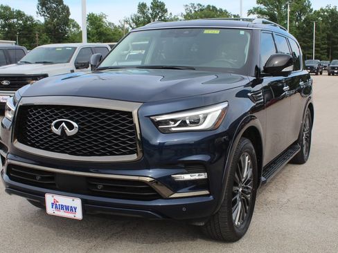 Used 2022 INFINITI QX80 Premium Select w/ Cargo Package RWD image 4