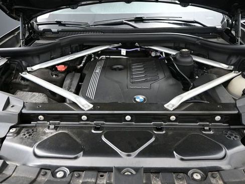 Used 2021 BMW X7 xDrive40i w/ Parking Assistance Package AWD/4WD image 22