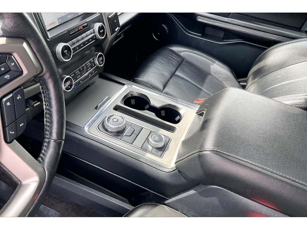 Used 2020 Ford Expedition Max XLT w/ Equipment Group 202A AWD/4WD image 19