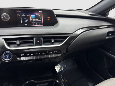 Used 2020 Lexus UX 250h w/ Accessory Package 2 AWD/4WD image 24