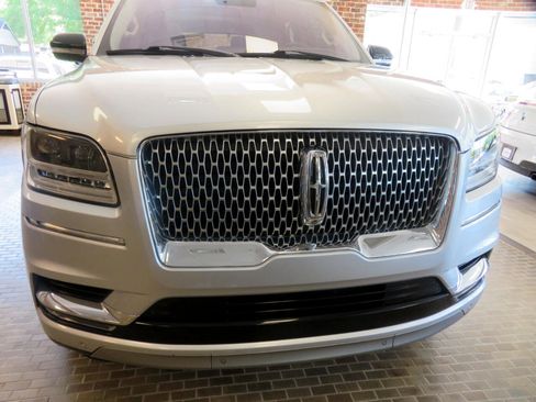 Used 2019 Lincoln Navigator Reserve w/ Cargo Package image 66