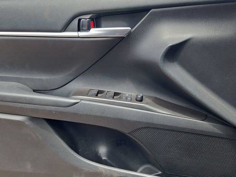 Used 2023 Toyota Camry LE w/ Protection Package (Q2) (TMS) FWD image 16