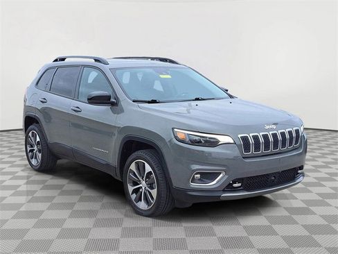 Used 2022 Jeep Cherokee Limited w/ Elite Package image 7