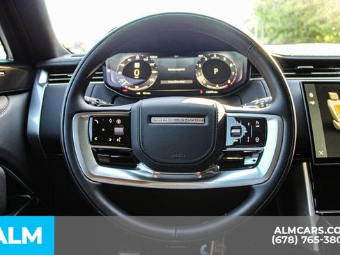 Used 2025 Land Rover Range Rover Long Wheelbase SE AWD/4WD image 26