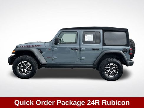 Used 2024 Jeep Wrangler Unlimited Rubicon w/ Safety Group image 5