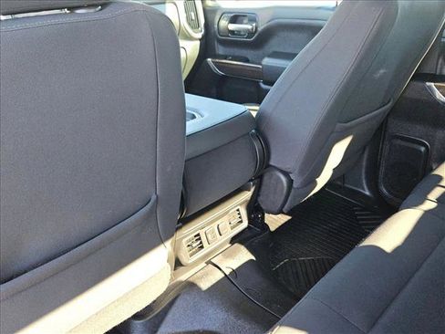 Used 2021 Chevrolet Silverado 1500 RST image 17