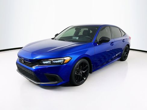 Used 2022 Honda Civic Sport image 3