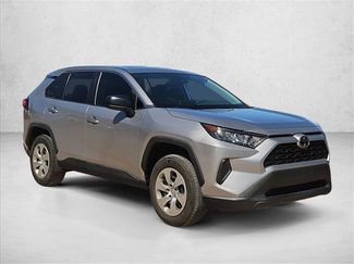 Used 2022 Toyota RAV4 LE w/ Carpet Mat Package (TMS) FWD video 3