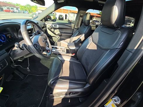 Used 2022 Ford Explorer ST w/ ST Street Pack RWD image 8