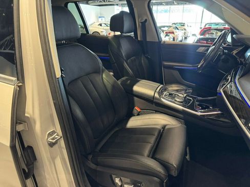 Used 2020 BMW X7 xDrive40i w/ Premium Package image 32