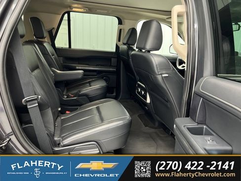 Used 2022 Ford Expedition XLT AWD/4WD image 13