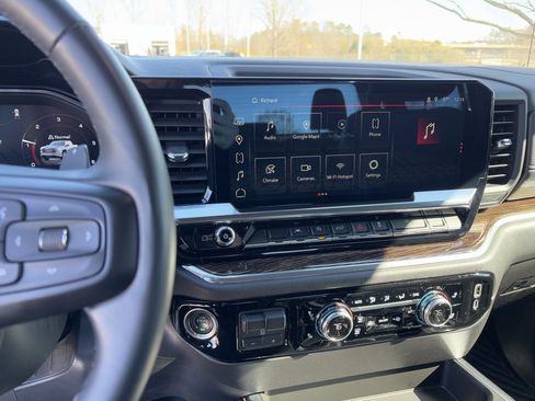 Used 2023 GMC Sierra 1500 Elevation w/ X31 Off-Road Package image 31