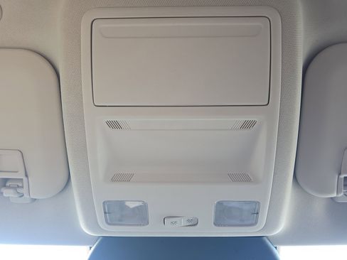 Certified 2022 Ford Escape SE w/ Cold Weather Package image 37