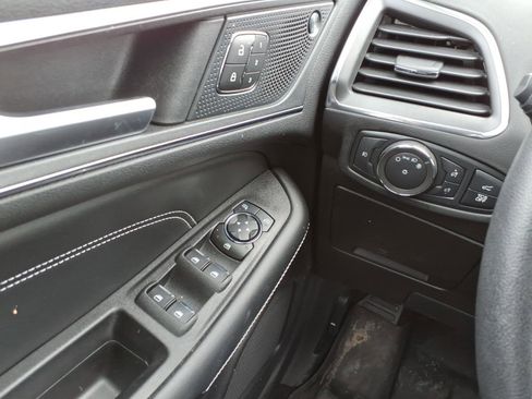 Used 2022 Ford Edge Titanium w/ Equipment Group 301A image 22