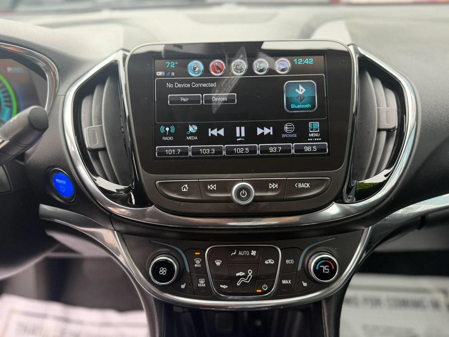 Used 2018 Chevrolet Volt Premier w/ Driver Confidence Package FWD image 20