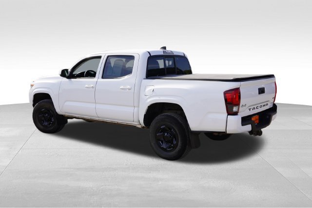 Used 2023 Toyota Tacoma SR AWD/4WD image 9