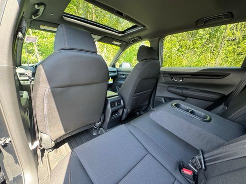 Certified 2026 Honda CR-V Sport image 11