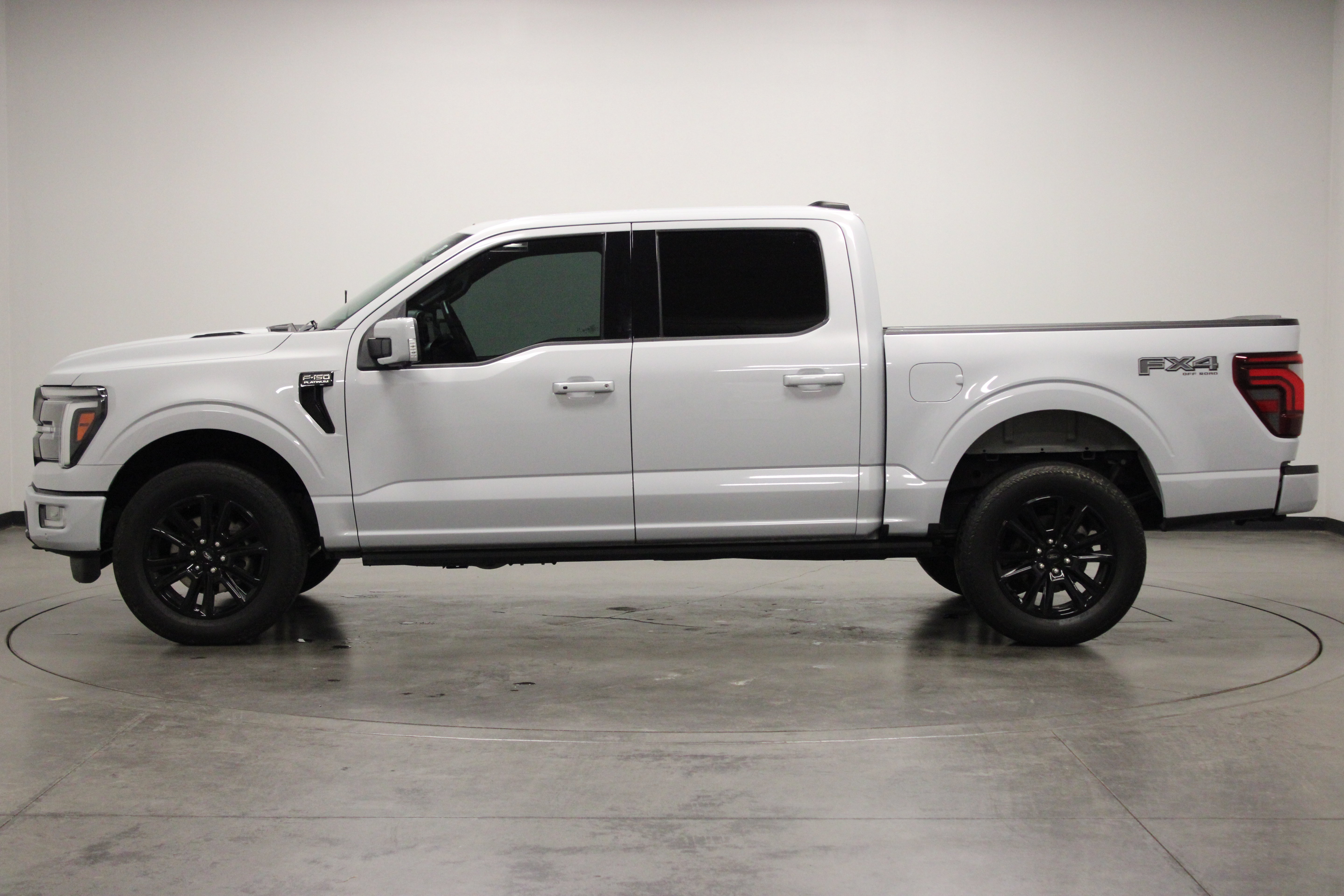 Used 2025 Ford F150 Platinum w/ Equipment Group 702A High AWD/4WD image 5