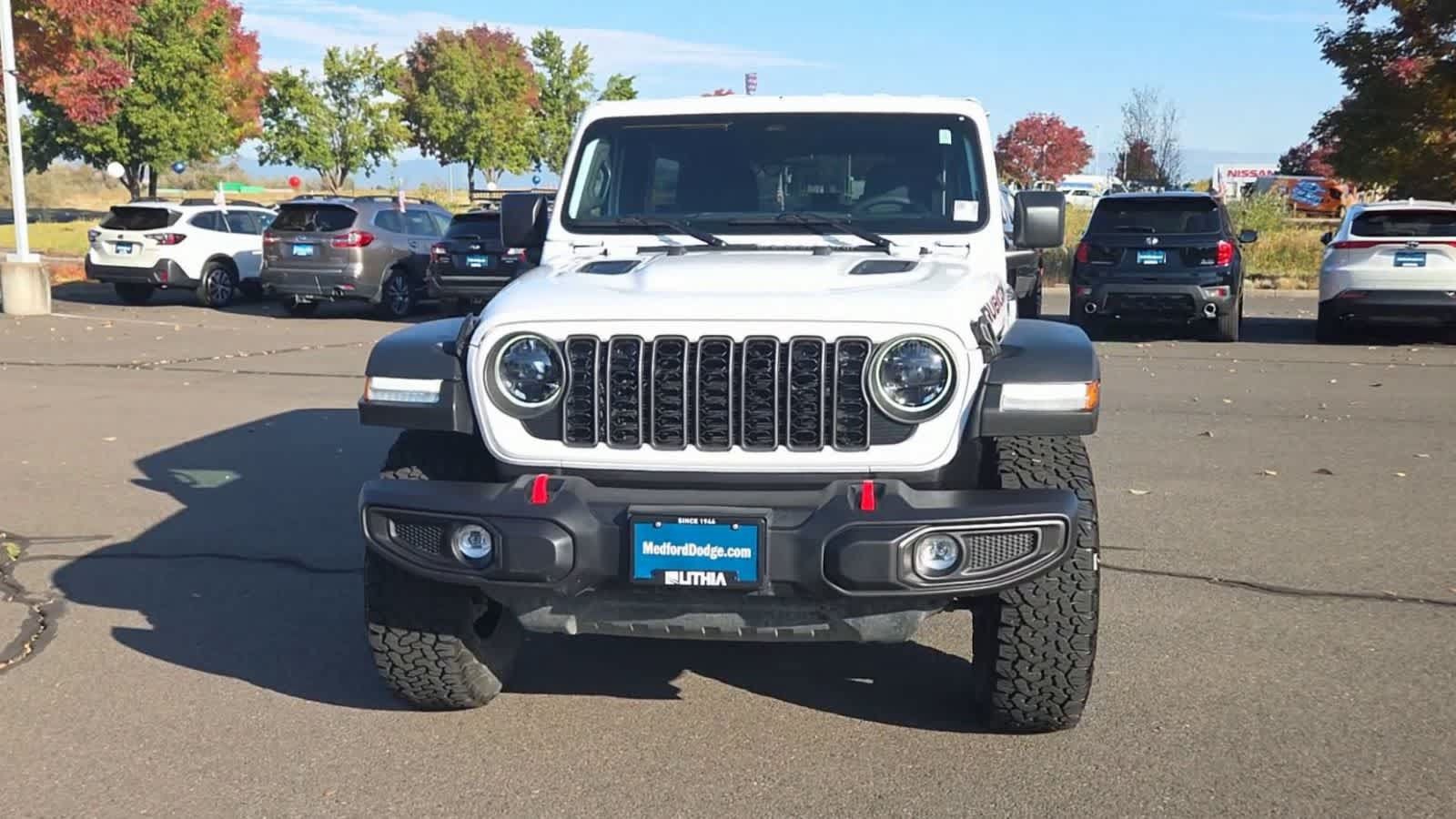 Certified 2025 Jeep Wrangler Unlimited Rubicon AWD/4WD image 3