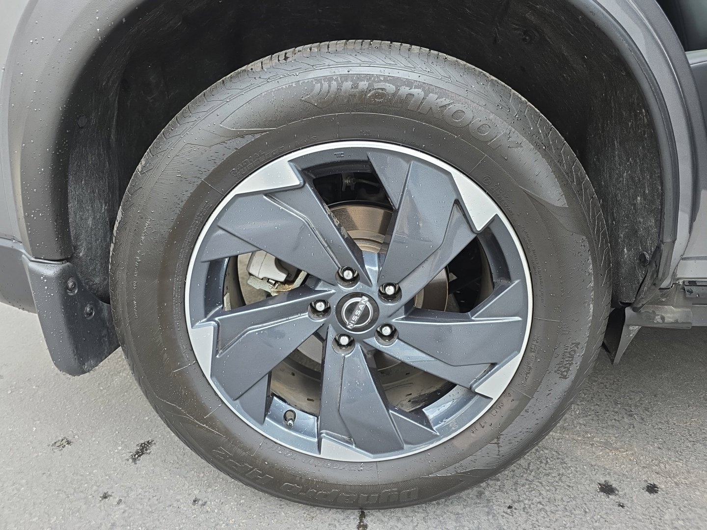 Used 2024 Nissan Rogue SV w/ SV Premium Package AWD/4WD image 28
