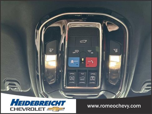 Used 2022 Jeep Grand Wagoneer Series II w/ Flexible Seating Group AWD/4WD image 25