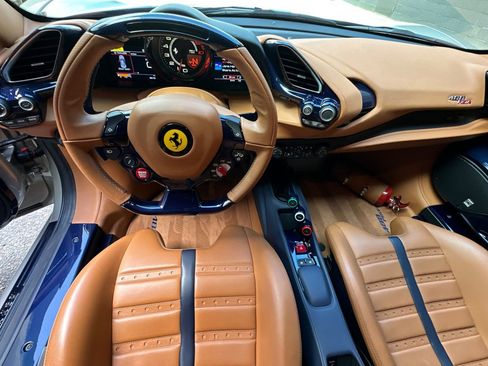 Used 2019 Ferrari 488 Pista Coupe RWD image 6