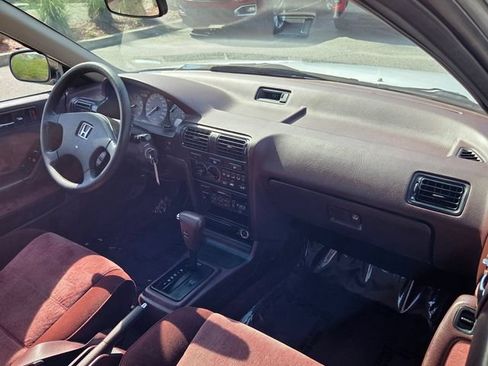 Used 1990 Honda Accord LX image 18