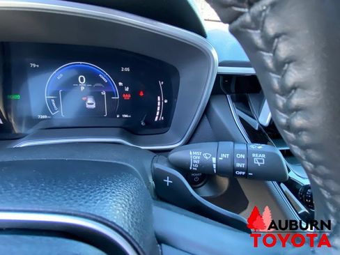 Used 2025 Toyota Corolla Cross AWD Hybrid w/ Convenience Package image 41