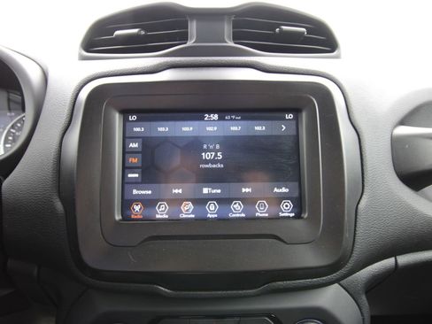 Used 2021 Jeep Renegade Latitude w/ Convenience Group image 15