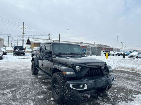 Certified 2023 Jeep Gladiator Sport image 11