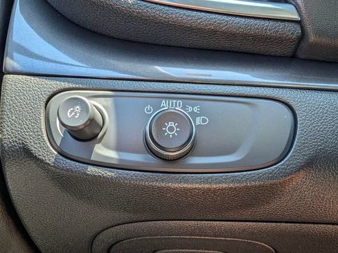 Used 2022 Buick Encore Preferred w/ Safety Package AWD/4WD image 9