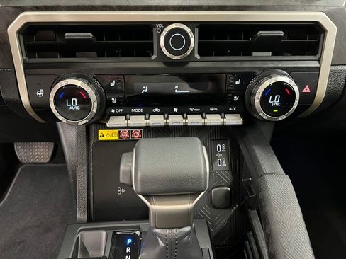 Used 2024 Toyota Tacoma Limited image 27