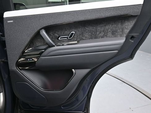 Used 2023 Land Rover Range Rover Sport First Edition image 25