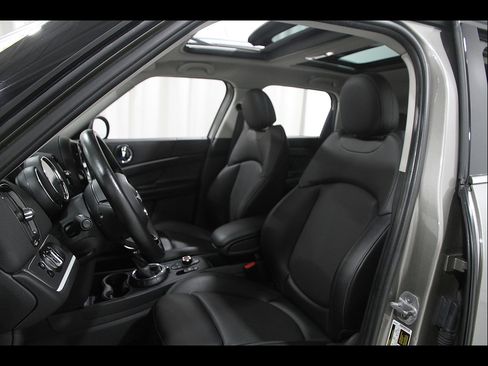 Used 2017 MINI Cooper Countryman S AWD/4WD image 5