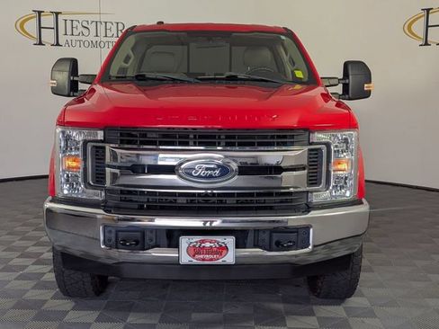 Used 2019 Ford F250 XLT AWD/4WD image 3
