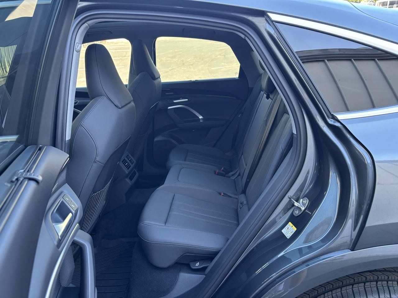 Used 2025 Audi Q5 Premium Plus AWD/4WD image 7