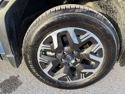 Certified 2025 Subaru Forester AWD/4WD image 18
