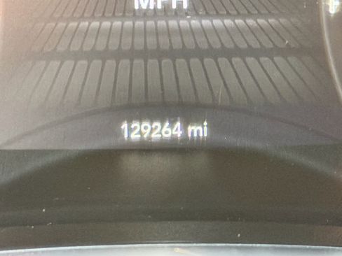 Used 2017 Dodge Challenger SXT w/ Blacktop Package image 32