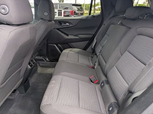 Used 2025 Chevrolet Equinox LT FWD image 11