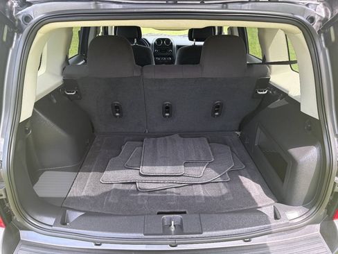 Used 2016 Jeep Patriot Sport w/ Power Value Group FWD image 9