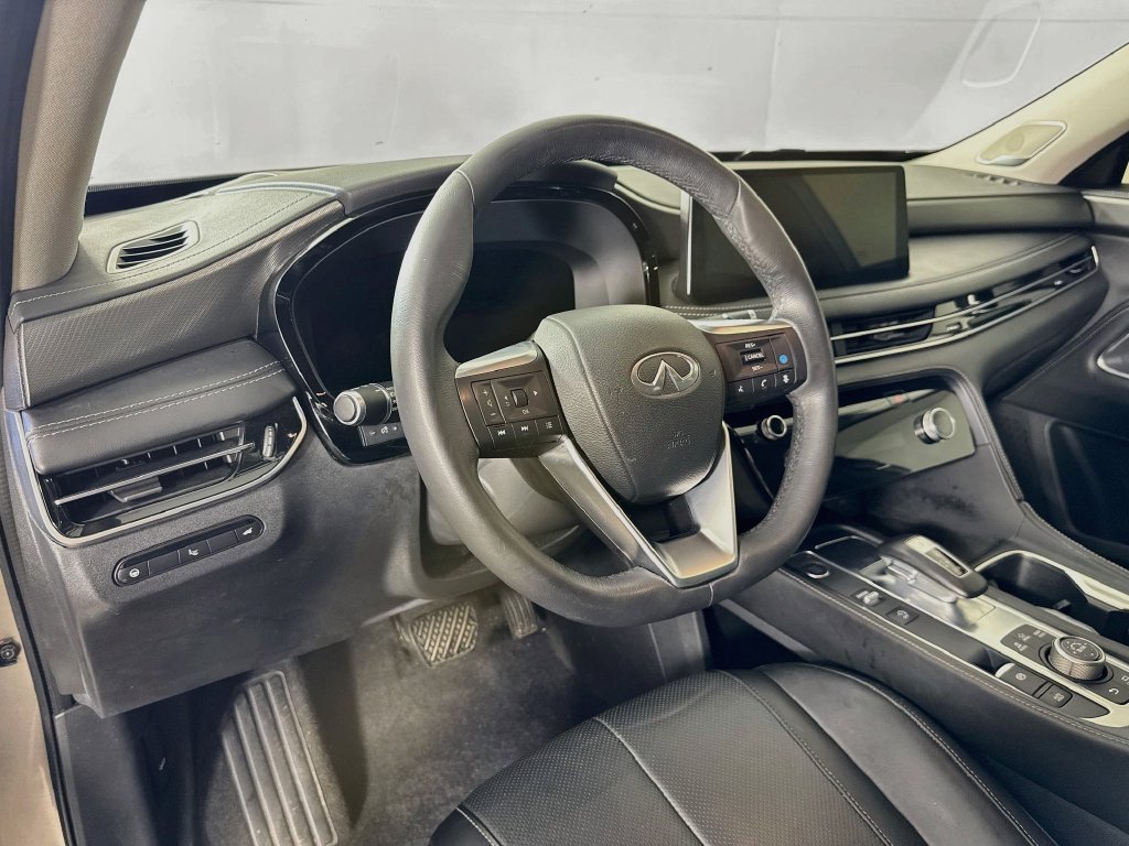 Certified 2022 INFINITI QX60 Luxe w/ Vision Package FWD image 11
