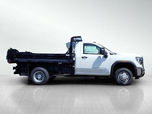 New 2026 GMC Sierra 3500 Pro w/ Convenience Package RWD image 3