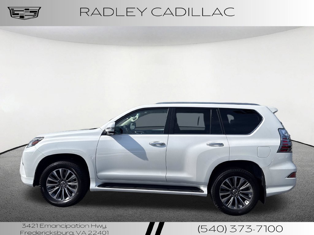 Used 2021 Lexus GX 460 Luxury w/ Accessory Package AWD/4WD image 17