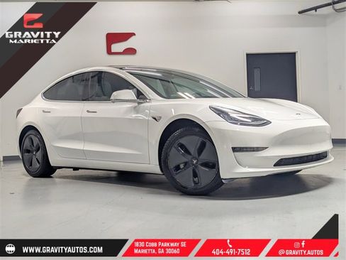 Used 2020 Tesla Model 3 Standard Range image 1