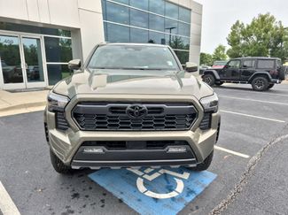 Used 2026 Toyota Tacoma TRD Off-Road AWD/4WD video 2