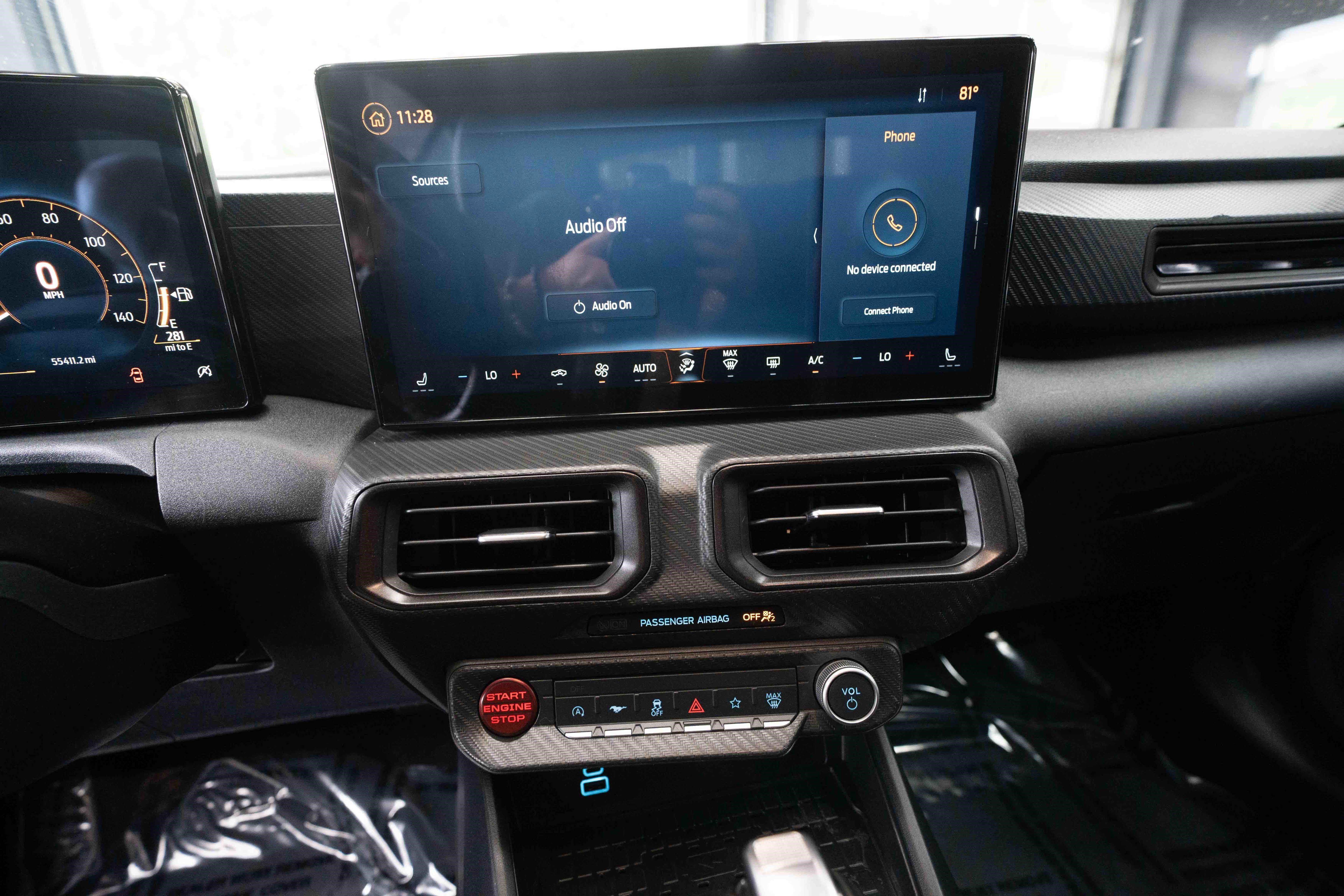 Used 2024 Ford Mustang Convertible RWD image 17