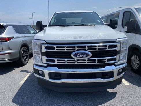Used 2026 Ford F250 XLT AWD/4WD image 2