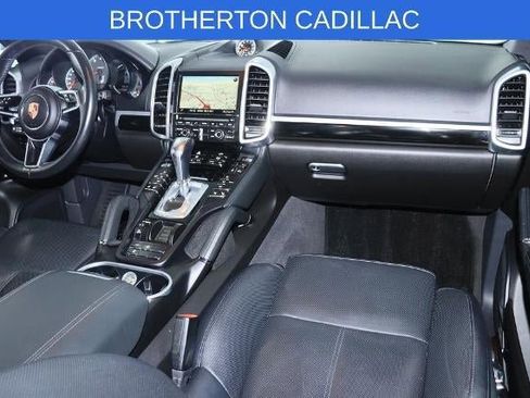 Used 2016 Porsche Cayenne AWD/4WD image 27